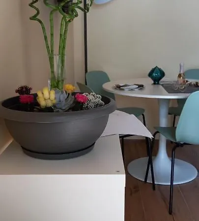 Lotus Apartment Bari